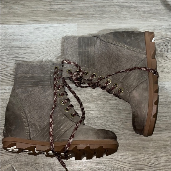 Sorel Lexie Wedge Ankle Boots Kettle Brown Tan Leather Lace Up 10 - Picture 1 of 7